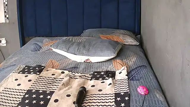 FREAKBARBIE02 Live XXX-chat