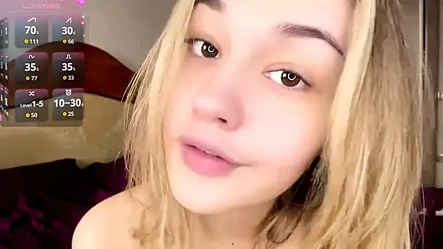 Živý XXX chat Little_ines