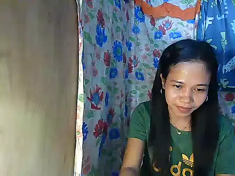 PinaySkinnyGirln Live XXX chat
