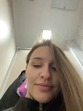 دردشة KishaMur الجنسية المباشرة