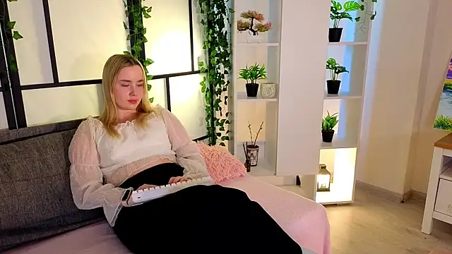 دردشة IvetteLabore الجنسية المباشرة