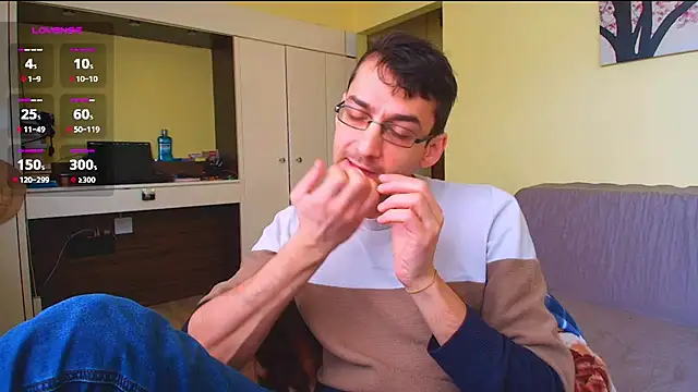 HungEddy webcam show