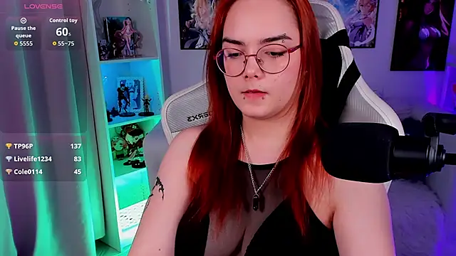 Lily__Evans Obrolan Langsung XXX