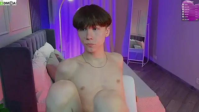 cuMte_boyのライブXXXチャット