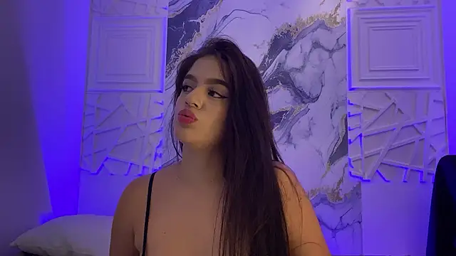 Chat +18 de Loreana_joy ao vivo