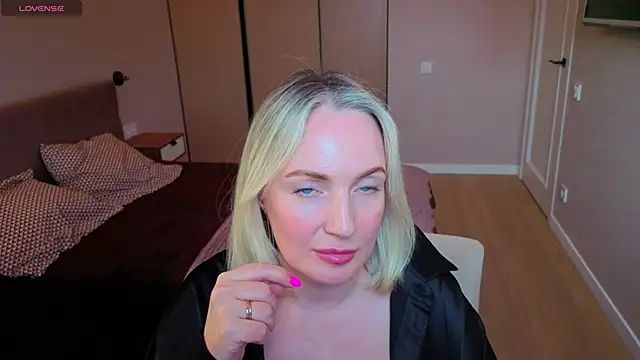 MonikaFoxys Adlı Modelin Web Kamerası Şovu