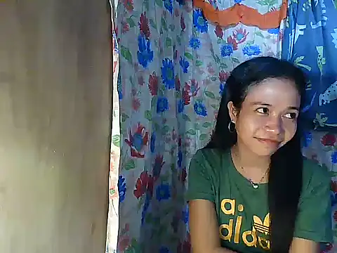 PinaySkinnyGirl 现场XXX聊天