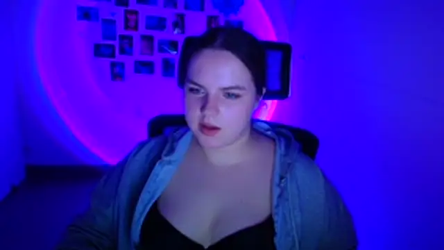 Czat XXX na żywo – Kitty_Mia_Kitty