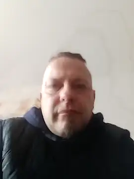 Chatroom XXX en direct de ich411983