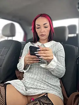 MeganFoxiyn Live XXX chat