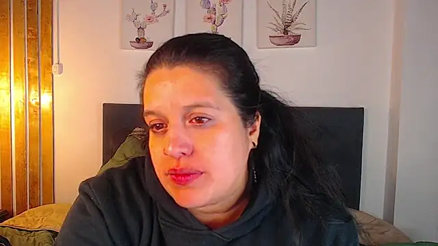 دردشة Andrea_secret_ الجنسية المباشرة