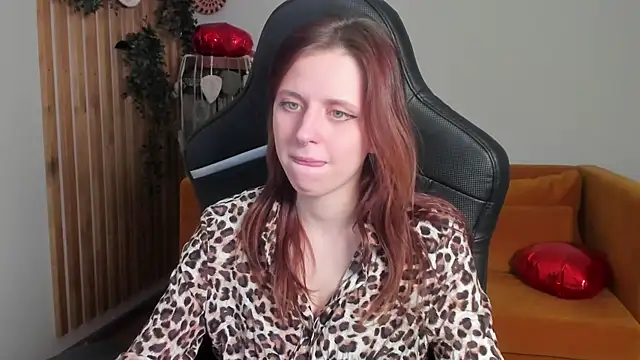 FreyaVey: απευθείας συνομιλία ΧΧΧ