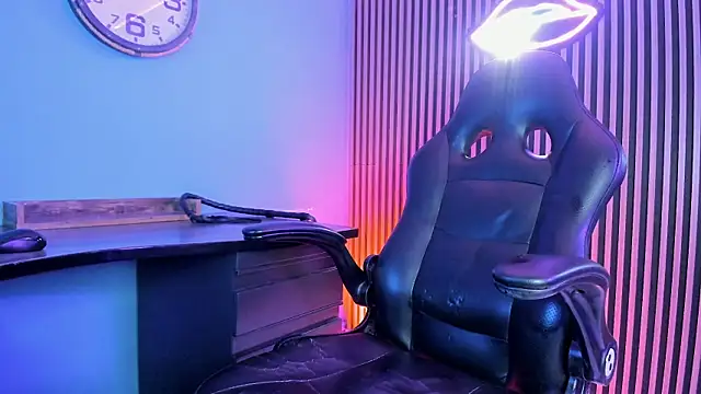 Maximoking26n Live XXX chat