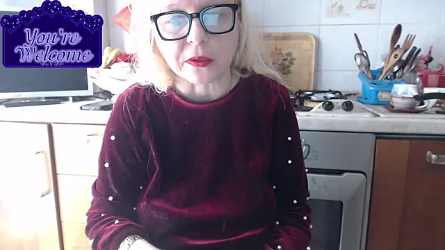 martachatte webkamerás műsora