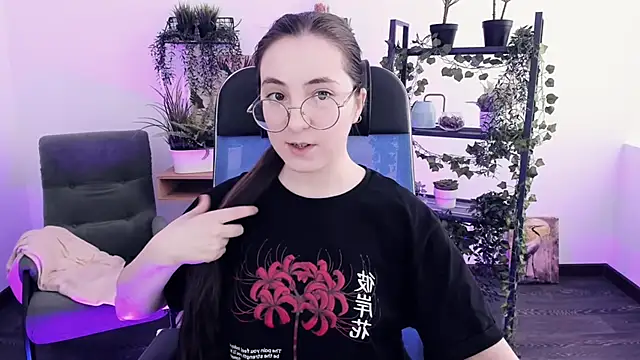 XXX chat uživo modela VirtuallVoyant