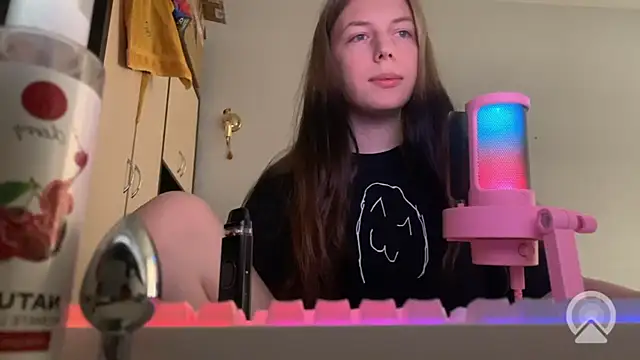 britneylovely 网络视讯表演