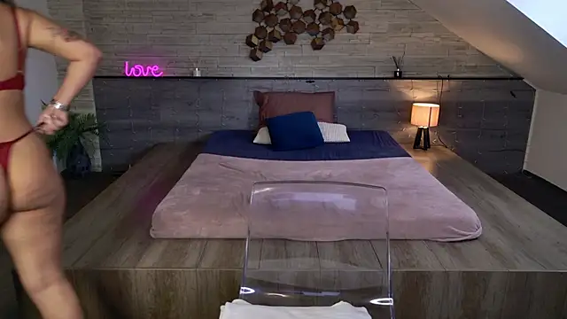 hornyb33_ – Live XXX-chat