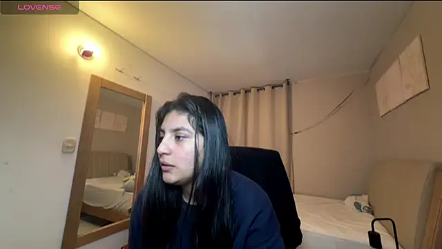 XXX chat uživo modela cloe_small