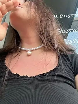 Chat XXX Live KiraSunshine