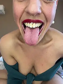 Czat XXX na żywo – emprexkala