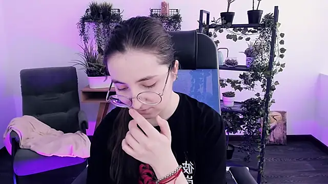 Czat XXX na żywo – VirtuallVoyant