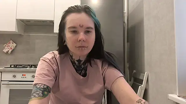 Chatroom XXX en direct de HighelikeGirl