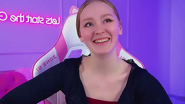 AgataFoxley Show in webcam