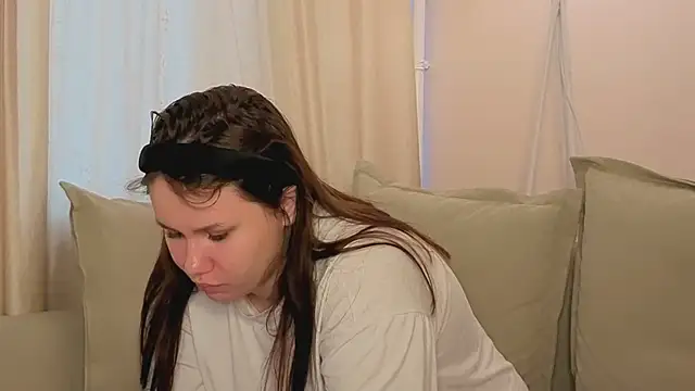 Chat +18 de Alisia_Mars ao vivo