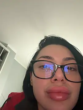 Chatroom XXX en direct de MyaSplash