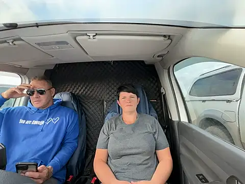 Reggie_roxie's Live XXX Chat