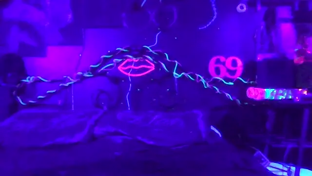 Chat XXX Live Splash_Queen420