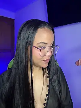 leila_22's Live XXX Chat