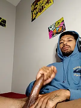 BigPrettyDick777 Adlı Modelin Canlı XXX Sohbeti