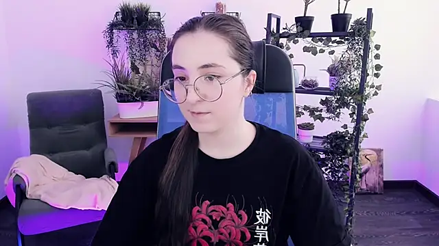 Chat +18 de VirtuallVoyant ao vivo