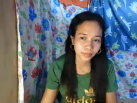 PinaySkinnyGirl Live XXX Chat