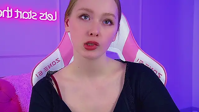 AgataFoxley Live XXX Chat