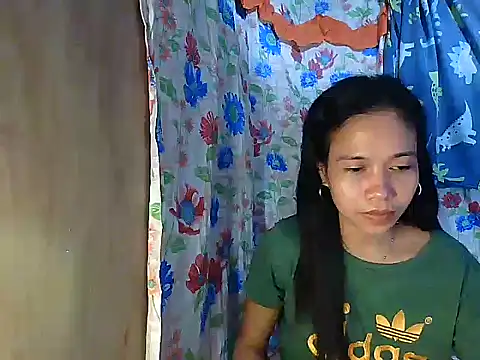 PinaySkinnyGirlのライブXXXチャット