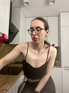 دردشة MartiniiSelenna الجنسية المباشرة