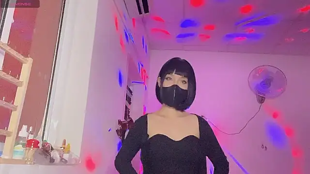 Tieu-May's Live XXX Chat