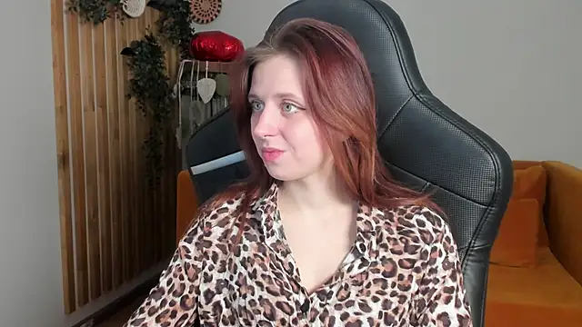 FreyaVey élő XXX-chatje