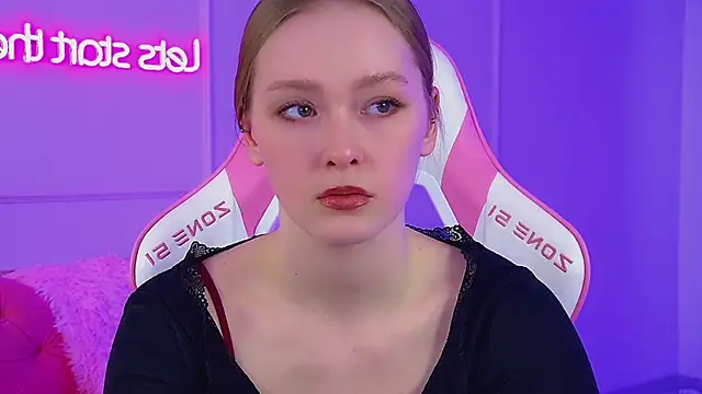 AgataFoxley's Live XXX Chat