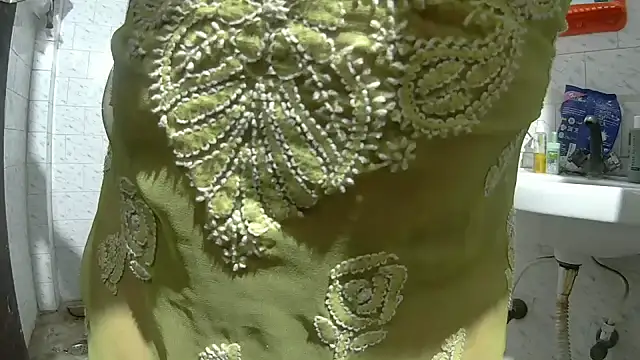 Chat +18 de callmeshreya ao vivo