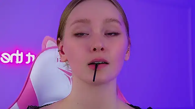 Chat +18 de AgataFoxley ao vivo