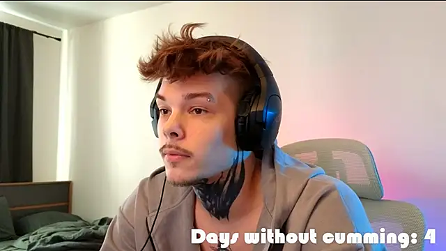 DENIS_HERE: вебкам-шоу