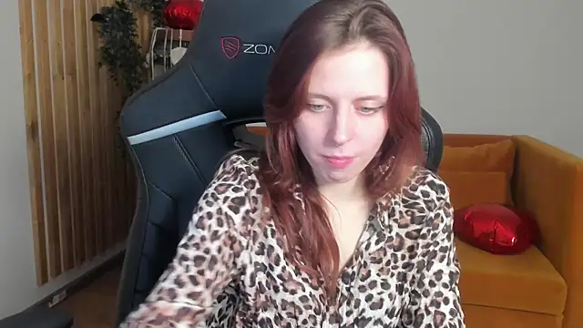 FreyaVey – Naživo XXX chat