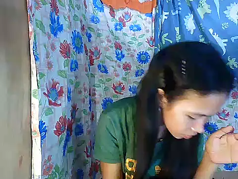 PinaySkinnyGirl Live XXX Chat