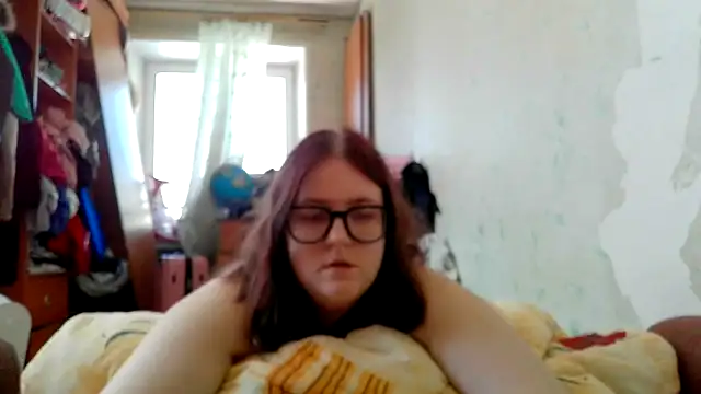 XXX chat uživo modela DesireMelissa