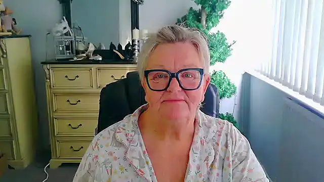 BridgetBlueEyes – Naživo XXX chat