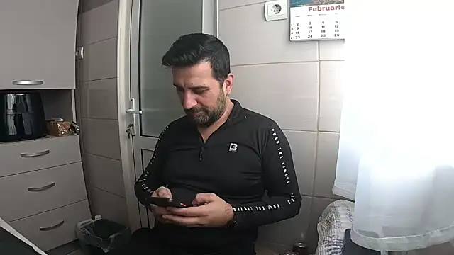 Živý XXX chat TARKAN1