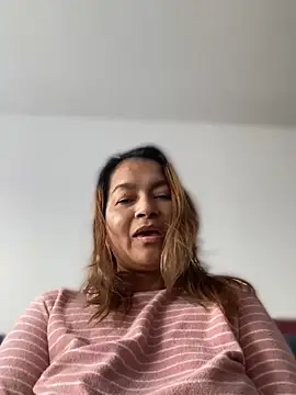 Jlo_69 Live XXX-Chat